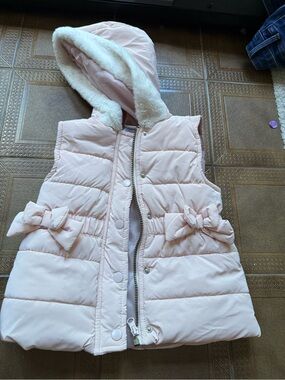 Nicole Miller Light Pink Hooded Puffer Vest with Bows
